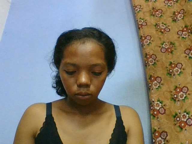 rosah1a live cam on BongaCams