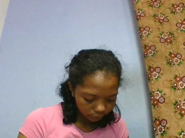 rosah1a live cam on BongaCams