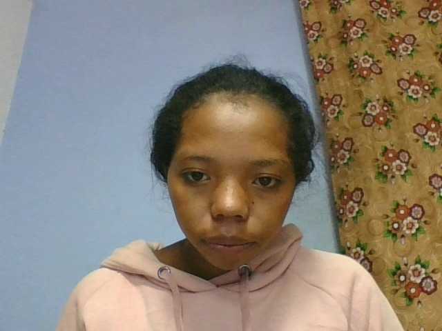 rosah1a live cam on BongaCams