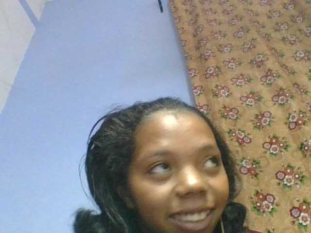 rosah1a live cam on BongaCams
