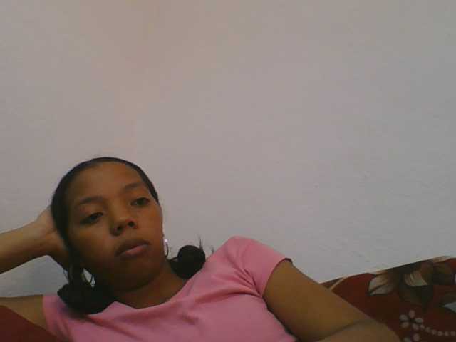 rosah1a live cam on BongaCams