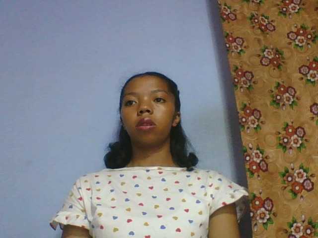 rosah1a live cam on BongaCams