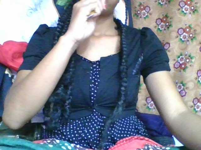 rosah1a live cam on BongaCams