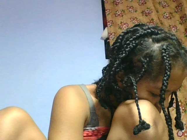 rosah1a live cam on BongaCams