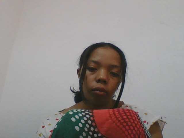rosah1a, live now on BongaCams