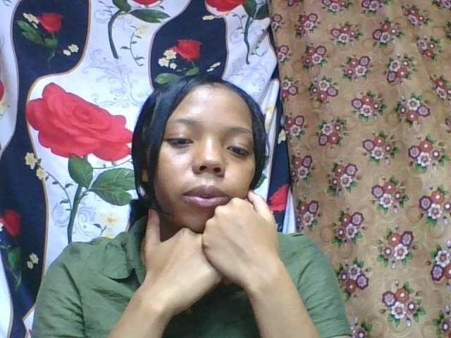 rosah1a live cam on BongaCams