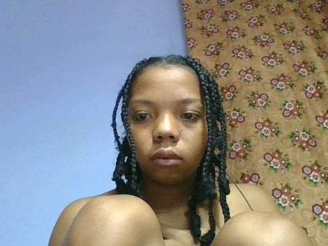 rosah1a live cam on BongaCams