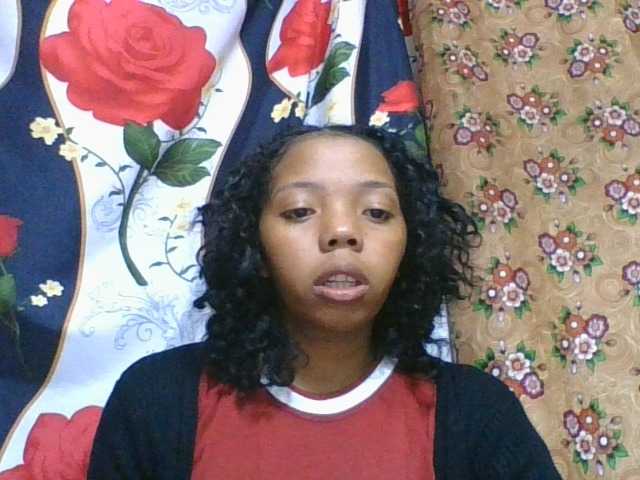 rosah1a live cam on BongaCams
