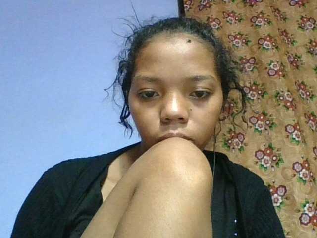rosah1a live cam on BongaCams