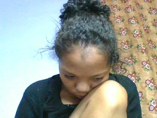rosah1a live cam on BongaCams