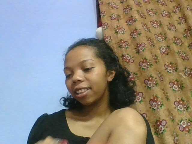 rosah1a live cam on BongaCams