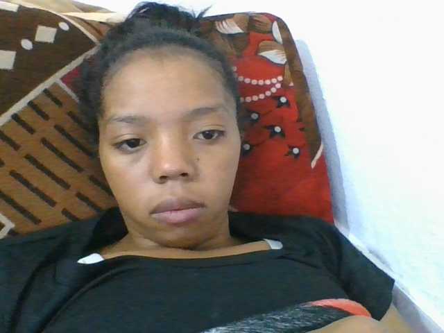 rosah1a live cam on BongaCams