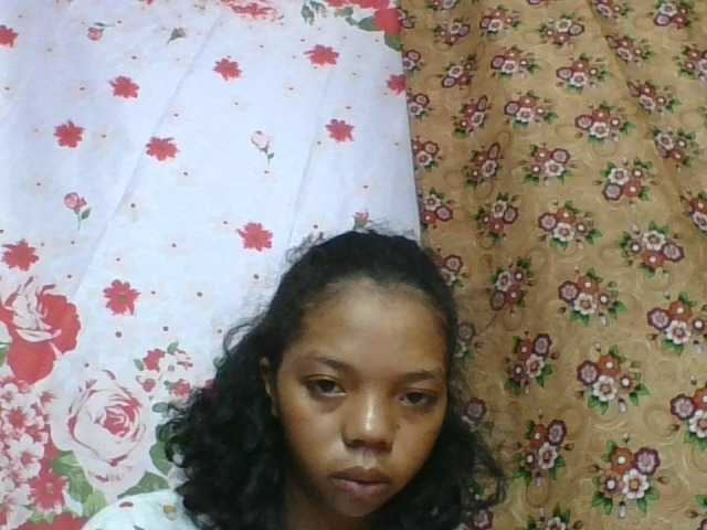 rosah1a live cam on BongaCams
