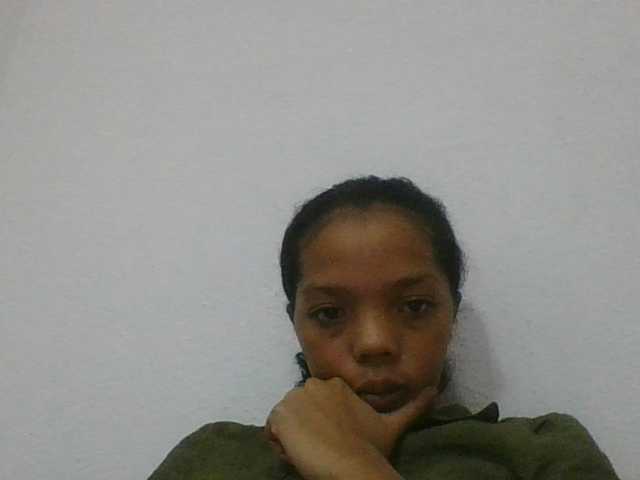 rosah1a live cam on BongaCams