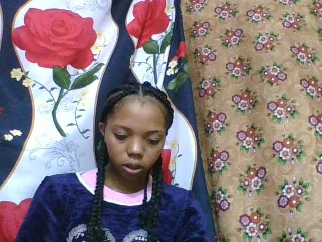 rosah1a live cam on BongaCams
