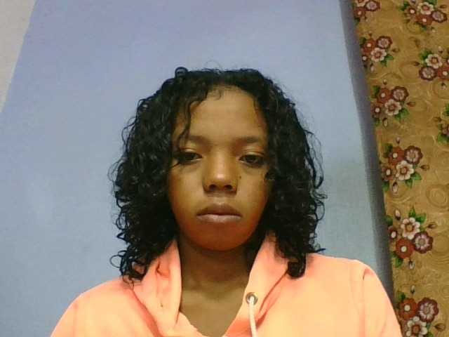 rosah1a live cam on BongaCams