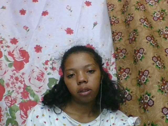 rosah1a live cam on BongaCams