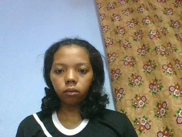 rosah1a live cam on BongaCams