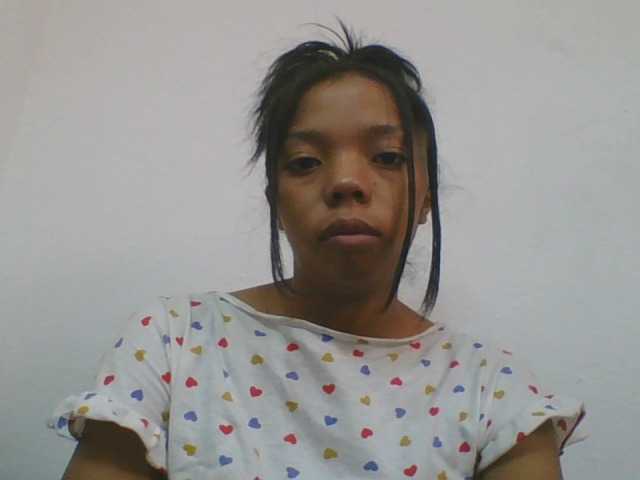 rosah1a live cam on BongaCams