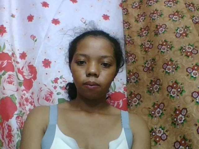 rosah1a live cam on BongaCams