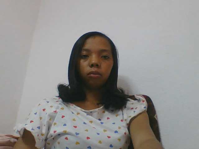 rosah1a live cam on BongaCams