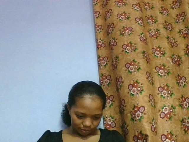 rosah1a live cam on BongaCams