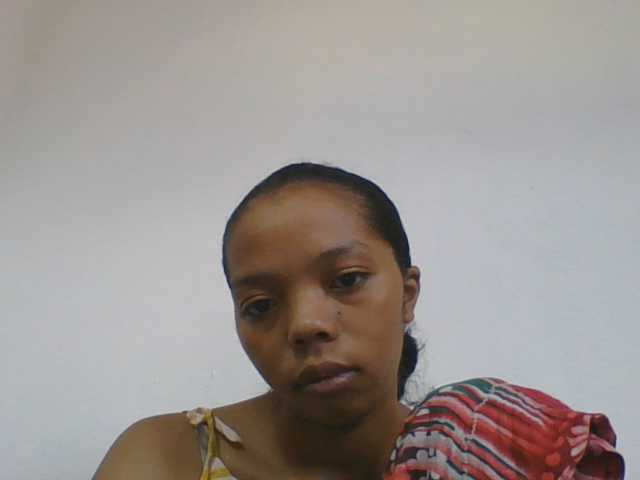 rosah1a live cam on BongaCams