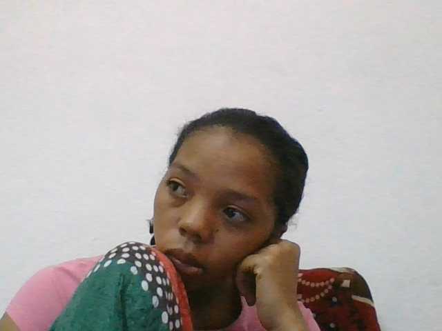 rosah1a live cam on BongaCams