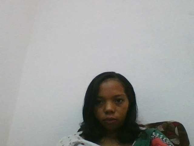 rosah1a live cam on BongaCams