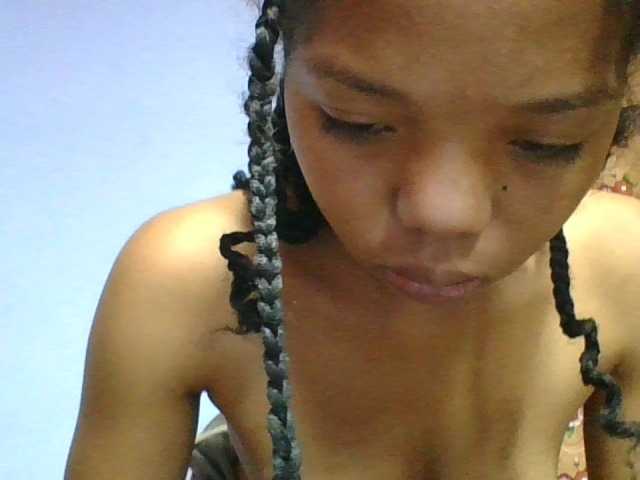 rosah1a live cam on BongaCams