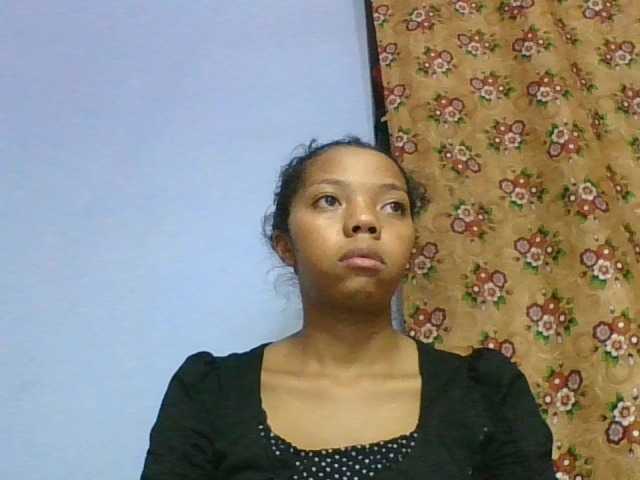 rosah1a live cam on BongaCams
