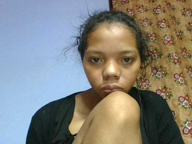 rosah1a live cam on BongaCams