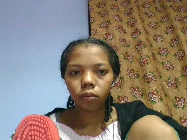 rosah1a live cam on BongaCams