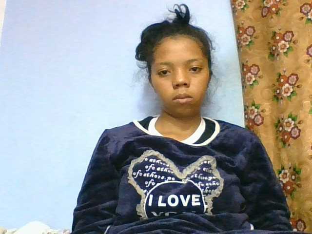 rosah1a live cam on BongaCams