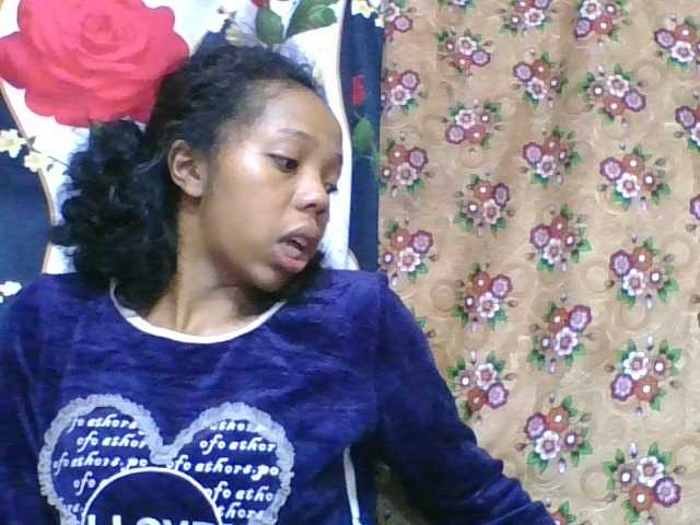 rosah1a live cam on BongaCams