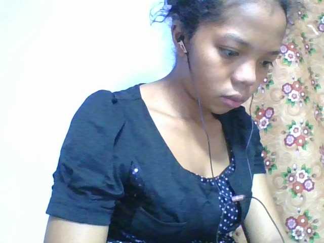 rosah1a live cam on BongaCams