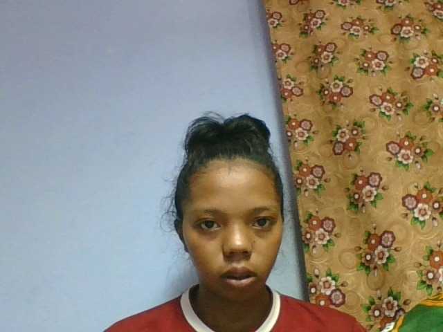 rosah1a live cam on BongaCams