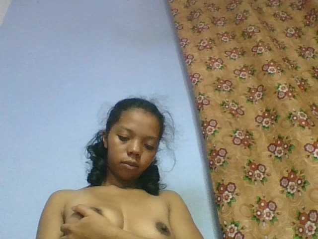 rosah1a live cam on BongaCams