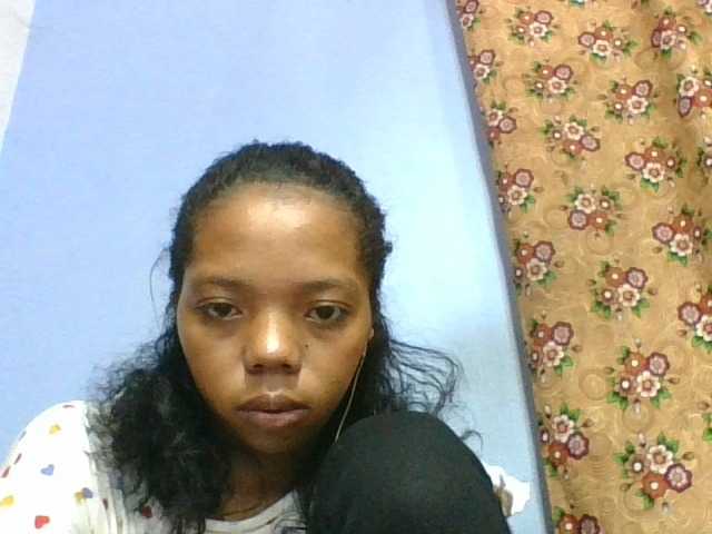 rosah1a live cam on BongaCams