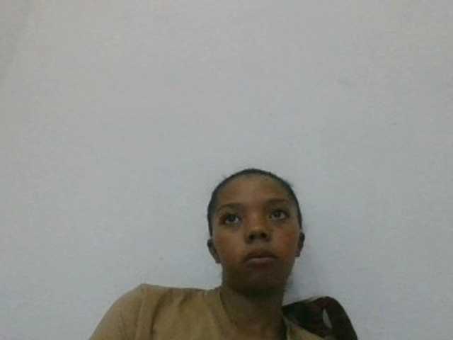 rosah1a live cam on BongaCams