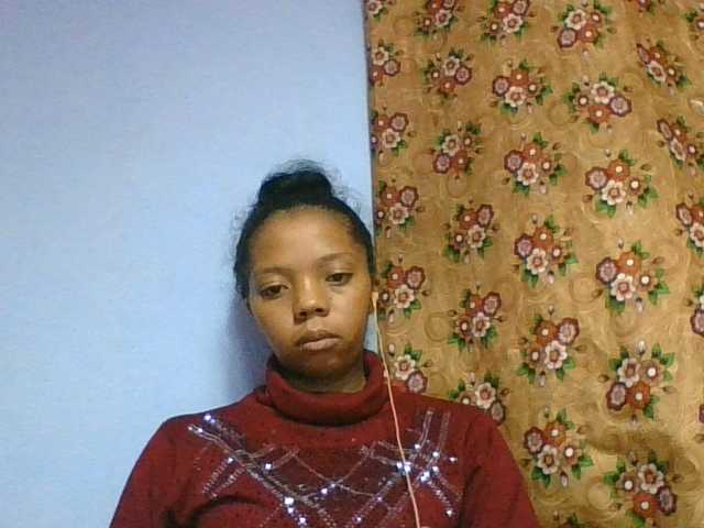 rosah1a live cam on BongaCams