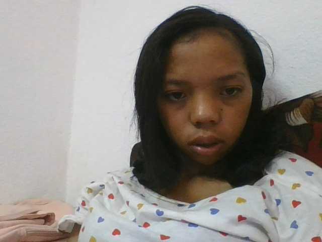 rosah1a live cam on BongaCams