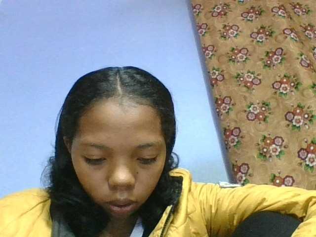 rosah1a live cam on BongaCams