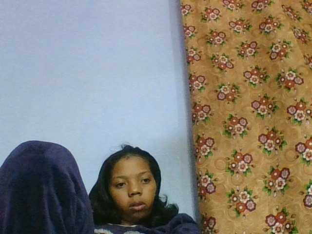 rosah1a live cam on BongaCams