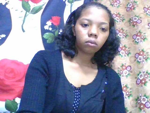 rosah1a live cam on BongaCams