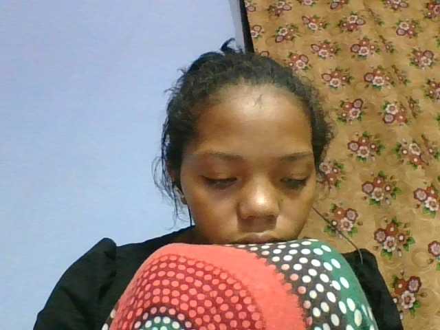 rosah1a live cam on BongaCams