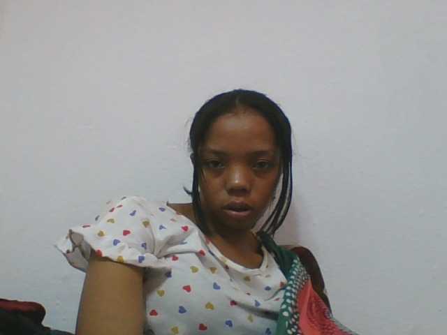 rosah1a live cam on BongaCams