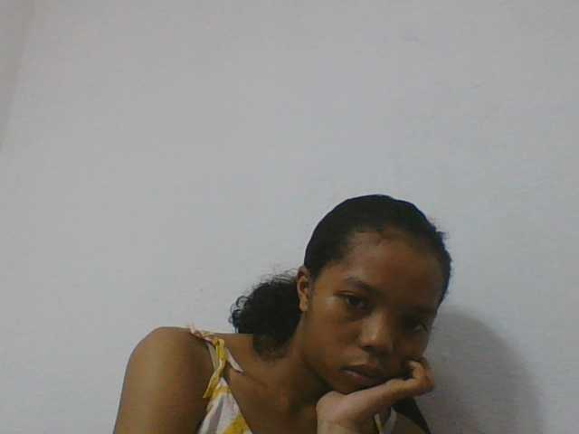 rosah1a live cam on BongaCams