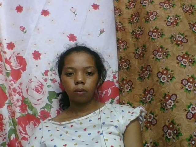 rosah1a live cam on BongaCams