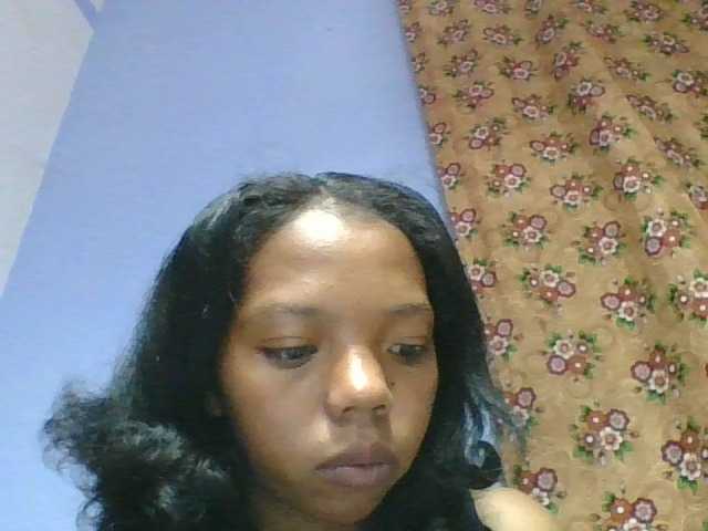 rosah1a live cam on BongaCams